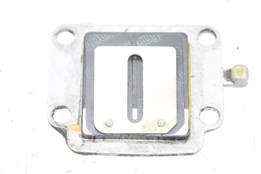 photo de BOITE A CLAPETS MBK BOOSTER SPIRIT NAKED 50 (2004 - 2017) - Détail de la pièce