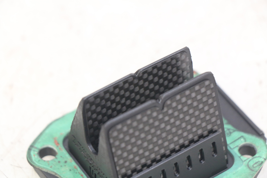 photo de BOITE A CLAPETS HONDA CR 80 (2001 - 2003) - Zoom état d’usage