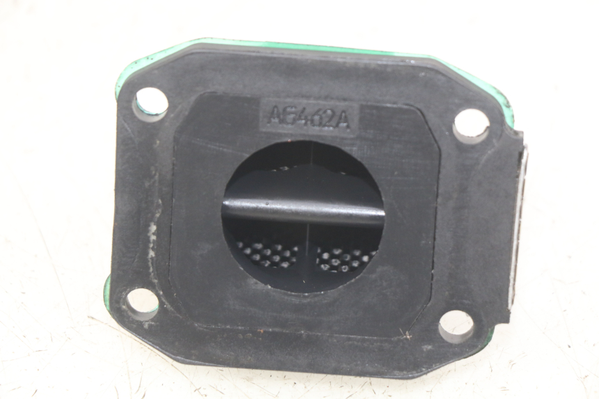 photo de BOITE A CLAPETS HONDA CR 80 (2001 - 2003) - Points de fixation