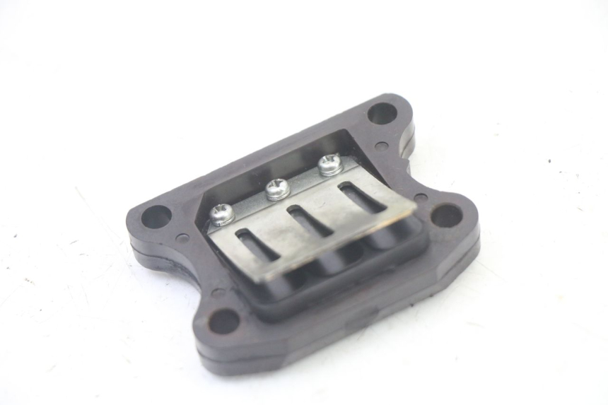 photo de BOITE A CLAPETS PEUGEOT ELYSTAR 50 (2002 - 2014) - Détail de la pièce