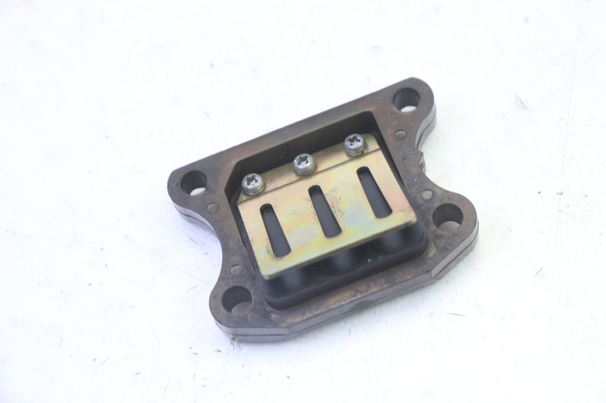 photo de BOITE A CLAPETS PEUGEOT ELYSTAR 50 (2002 - 2014) - Détail de la pièce