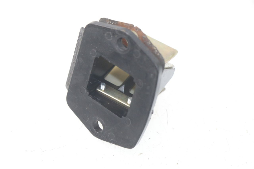 photo de BOITE A CLAPETS PIAGGIO FLY 2T 50 (2004 - 2017) - Détail de la pièce