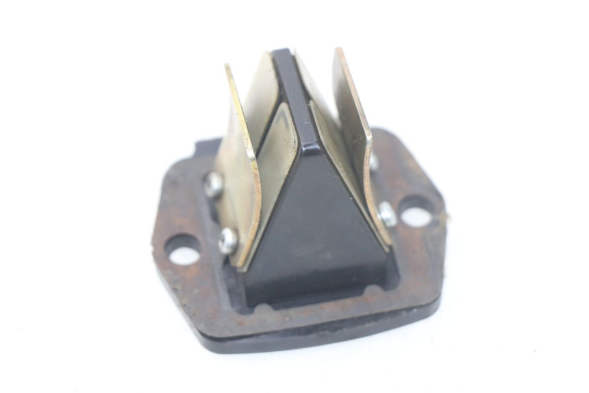 photo de BOITE A CLAPETS PIAGGIO FLY 2T 50 (2004 - 2017) - Autre angle de vue