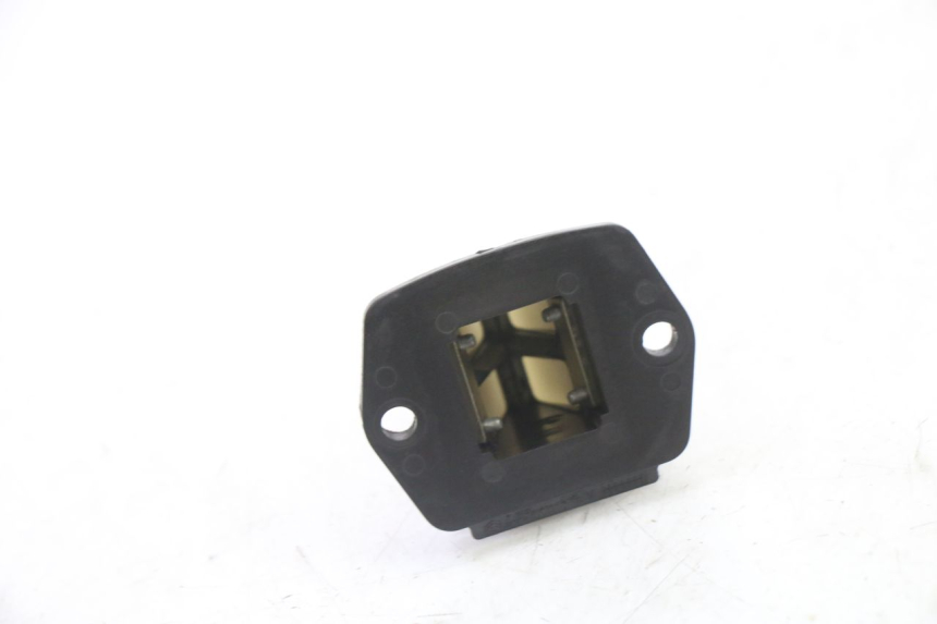 photo de BOITE A CLAPETS PIAGGIO FLY 2T 50 (2004 - 2017) - Zoom état d’usage