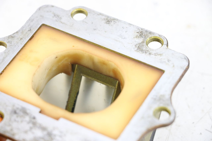 photo de BOITE A CLAPETS KAWASAKI KDX 125 (1990 - 1991) - Zoom état d’usage