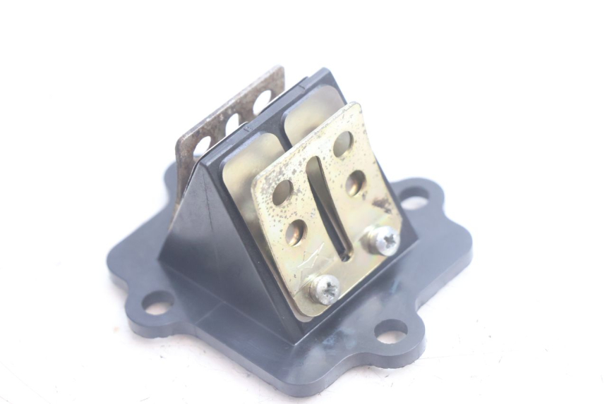 photo de BOITE A CLAPETS YAMAHA NEO'S NEOS 2T 50 (1998 - 2007) - Autre angle de vue