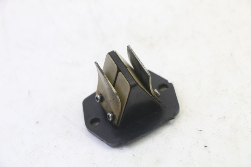 photo de BOITE A CLAPETS PIAGGIO NEW TYPHOON 50 (2010 - 2017) - Vue principale