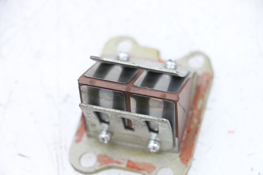 photo de BOITE A CLAPETS SYM ORBIT 2 50 (2008 - 2014) - Autre angle de vue