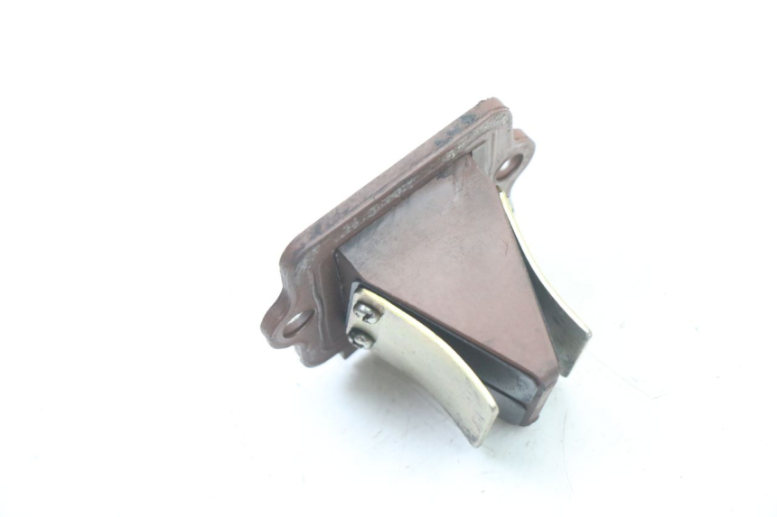 photo de BOITE A CLAPETS PIAGGIO VESPA S 2T 50 (2007 - 2014) - Autre angle de vue