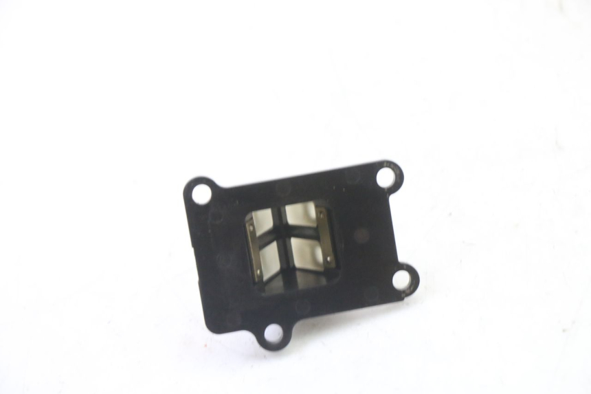 photo de BOITE A CLAPETS PGO RODOSHOW 2T 50 (2003 - 2007) - Autre angle de vue