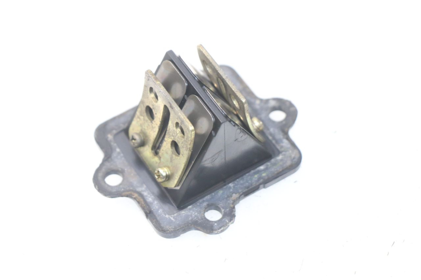 photo de BOITE A CLAPETS ADLY RS SUPERSONIC 50 (2005 - 2010) - Zoom état d’usage