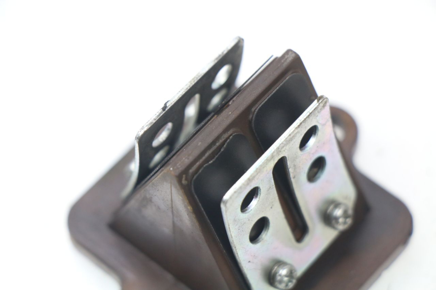 photo de BOITE A CLAPETS PEUGEOT SPEEDFIGHT 3 AIR 50 (2009 - 2015) - Zoom état d’usage