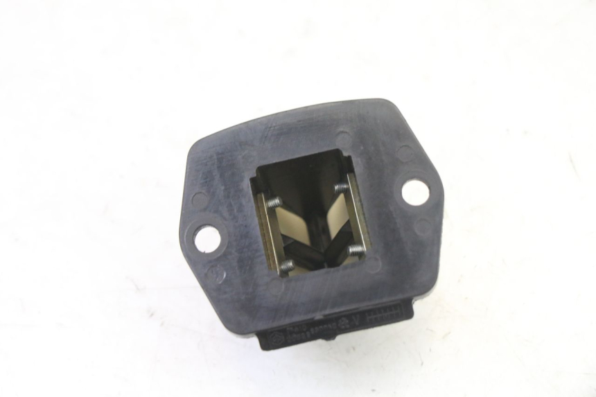 photo de BOITE A CLAPETS APRILIA SR 2T 50 (2018 - 2022) - Détail de la pièce