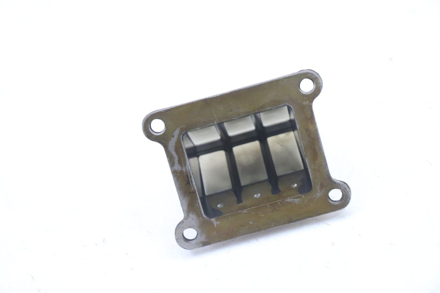 photo de BOITE A CLAPETS YAMAHA TDR DELTABOX 125 (1997 - 2003) - Autre angle de vue