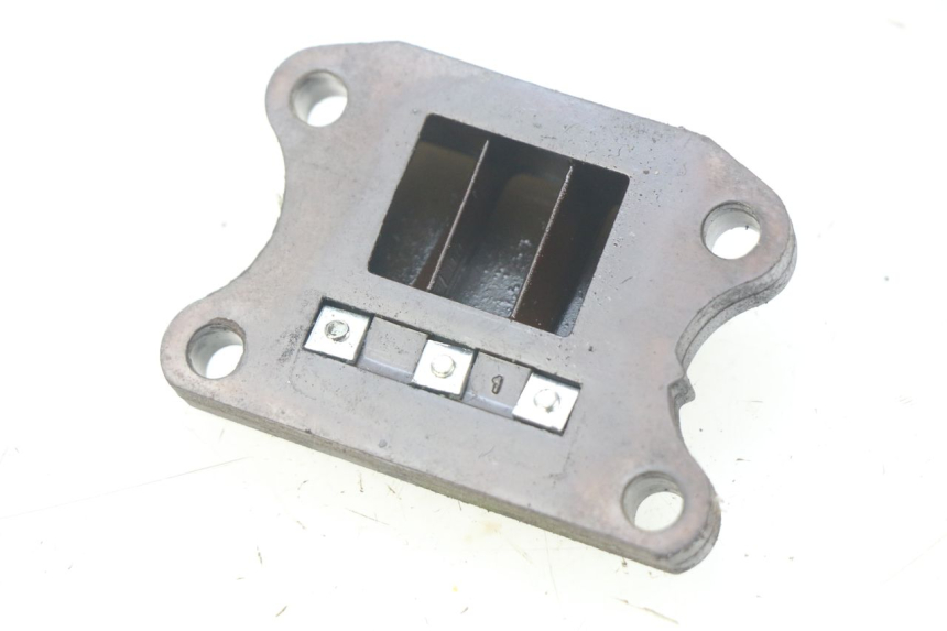 photo de BOITE A CLAPETS PEUGEOT TKR TREKKER FURIOUS 50 (2005 - 2014) - Détail de la pièce