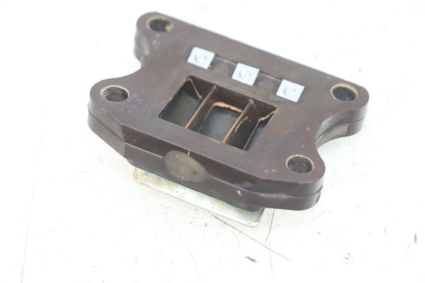 photo de BOITE A CLAPETS PEUGEOT TKR TREKKER FURIOUS 50 (2005 - 2014) - Détail de la pièce