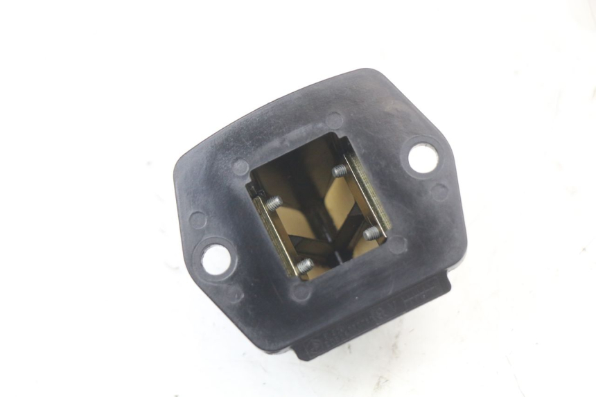 photo de BOITE A CLAPETS PIAGGIO TYPHOON 50 (2000 - 2009) - Zoom état d’usage