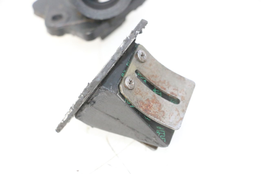 photo de BOITE A CLAPETS PIAGGIO TYPHOON 50 (1993 - 1999) - Autre angle de vue