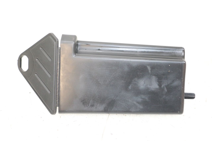 photo de BOITE A GANTS ARCHIVE CAFE RACER 4T 50 (2019 - 2024) - Détail de la pièce