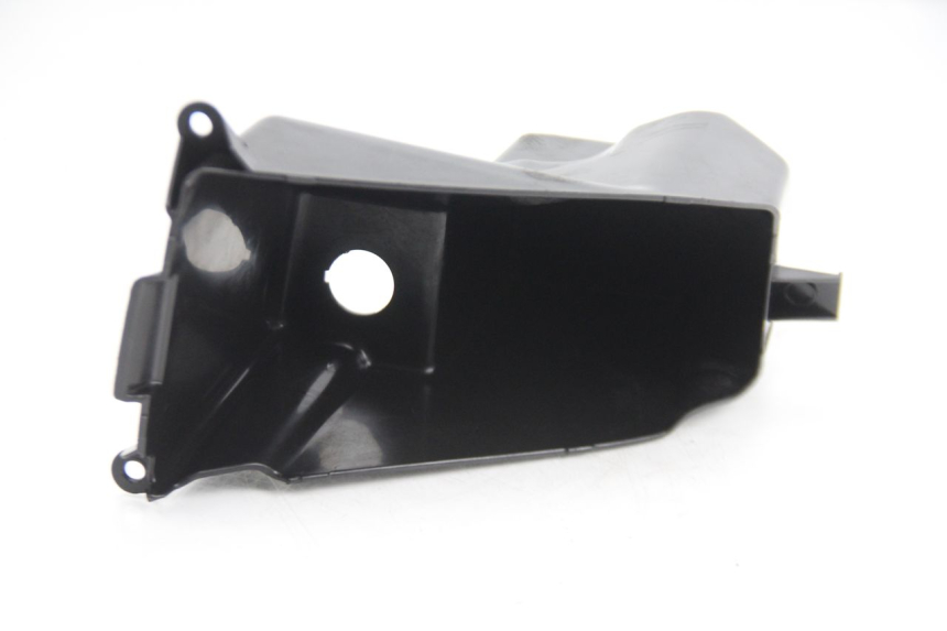 photo de BOITE A GANTS PEUGEOT CITYSTAR 50 (2013 - 2017) - Détail de la pièce