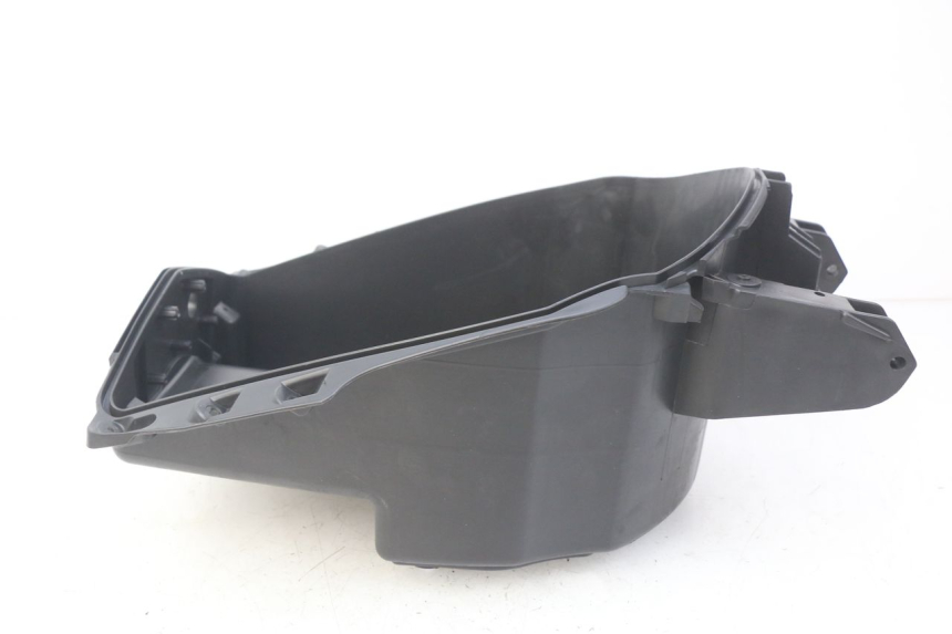 photo de COMPARTIMENT DE RANGEMENT PEUGEOT E-VIVACITY 1 (2012 - 2018) - Gros plan technique