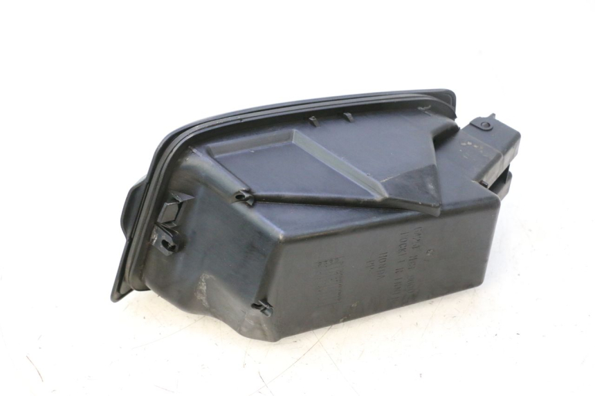 photo de BOITE A GANTS HONDA FJS SILVER WING SILVERWING 400 (2005 - 2008) - État de surface