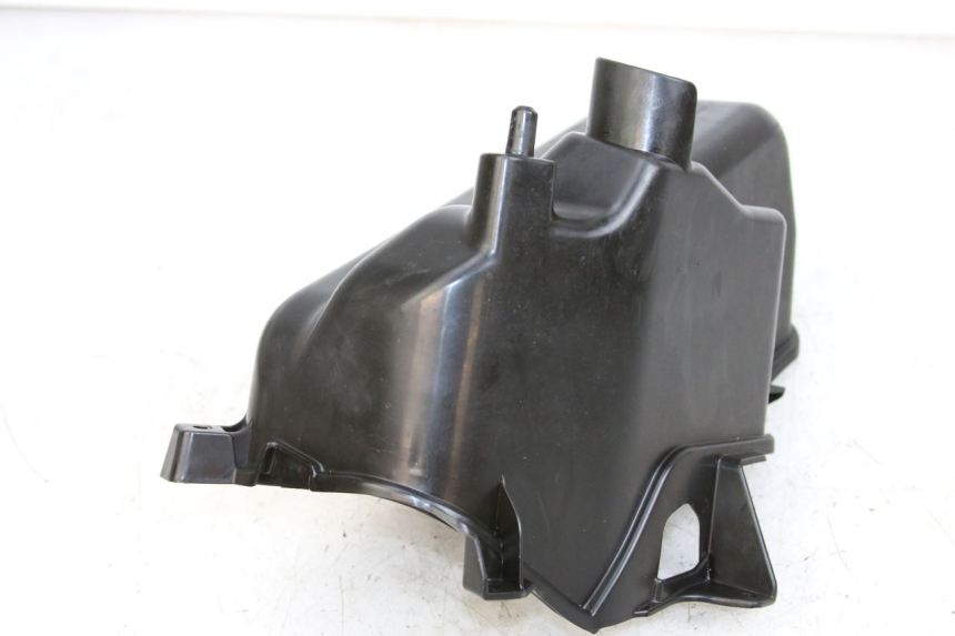 photo de BOITE A GANTS HONDA FORZA 125 (2015 - 2016) - Gros plan technique