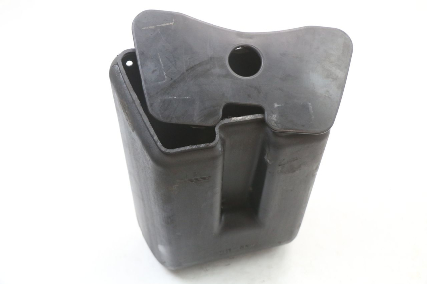 photo de BOITE A GANTS SUZUKI GSX E 250 (1982 - 1983) - Vue d’ensemble