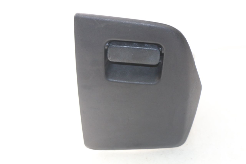 photo de BOITE A GANTS HONDA NSS EX FORZA 250 (2005 - 2013) - Détail de la pièce