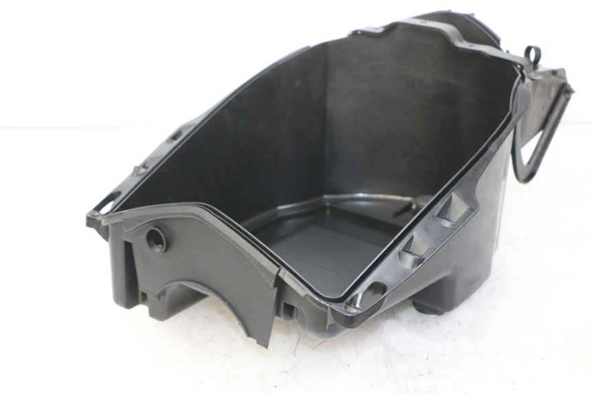 photo de BOITE A GANTS PEUGEOT VIVACITY 125 (2010 - 2017) - Détail de la pièce