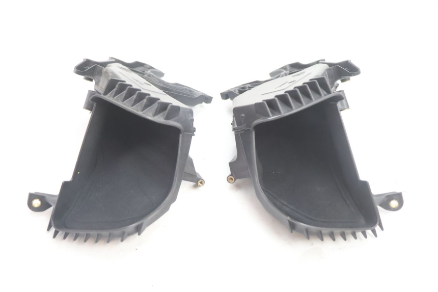 photo de BOITE A GANTS HARLEY DAVIDSON ROAD GLIDE FLTRXSE 1920 (2018 - 2022) - Détail de la pièce