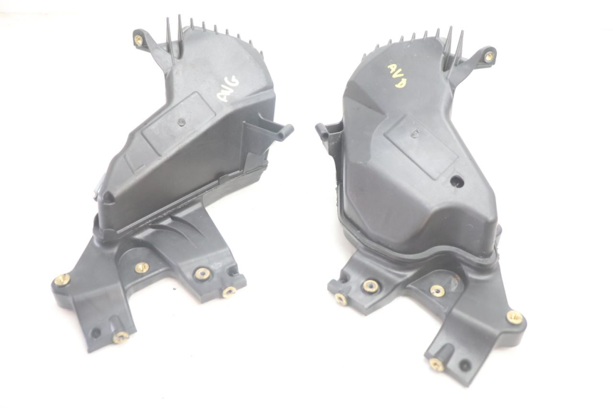 photo de BOITE A GANTS HARLEY DAVIDSON ROAD GLIDE FLTRXSE 1920 (2018 - 2022) - Points de fixation