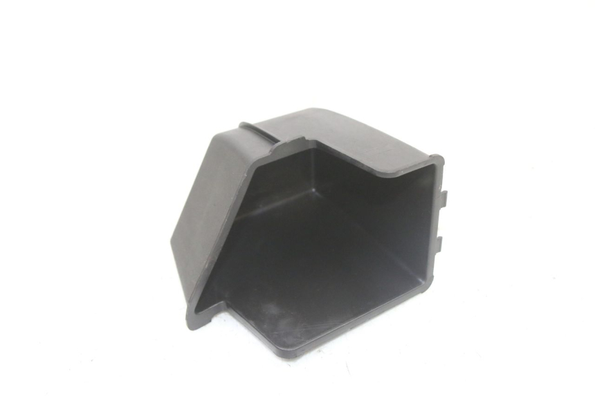 photo de BOITE A GANTS PEUGEOT SATELIS 125 (2013 - 2018) - Détail de la pièce