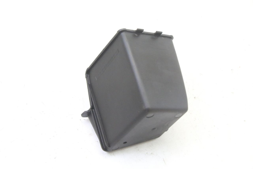 photo de BOITE A GANTS PEUGEOT SATELIS 125 (2013 - 2018) - Autre angle de vue