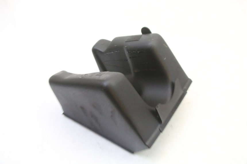 photo de BOITE A GANTS PIAGGIO SUPER LX 125 (2000 - 2003) - Gros plan technique