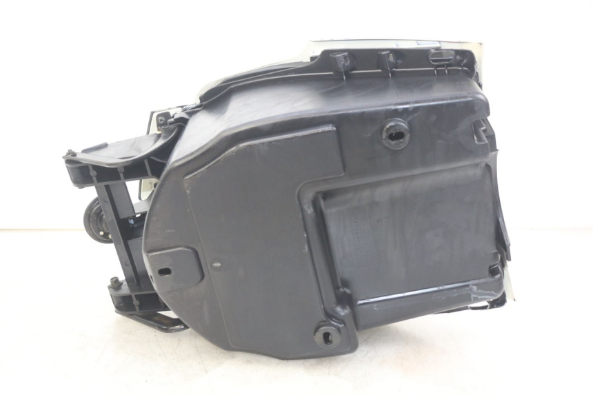 photo de BOITE A GANTS PEUGEOT VIVACITY NEW 4T 50 (2008 - 2017) - Points de fixation