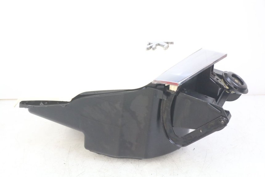 photo de BOITE A GANTS PEUGEOT VIVACITY NEW 4T 50 (2008 - 2017) - Marquages et références