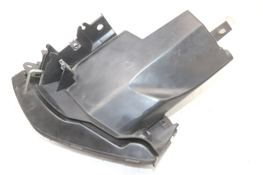 photo de BOITE A GANTS YAMAHA XMAX X-MAX ABS 125 (2017 - 2020) - Zoom état d’usage