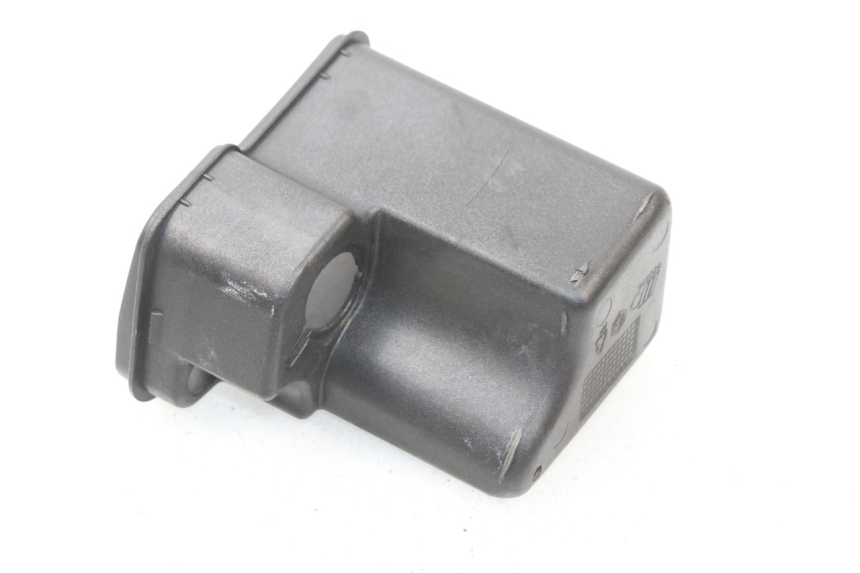 photo de BOITE A GANTS PIAGGIO X8 125 (2004 - 2007) - Détail de la pièce