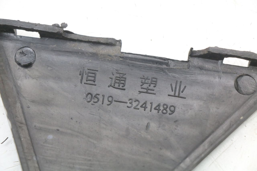 photo de BOITE A GANTS SYM XS 125 (2007 - 2016) - Points de fixation