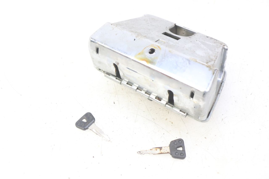 photo de BOITE A GANTS YAMAHA XV VIRAGO 750 (1984 - 1998) - Zoom état d’usage