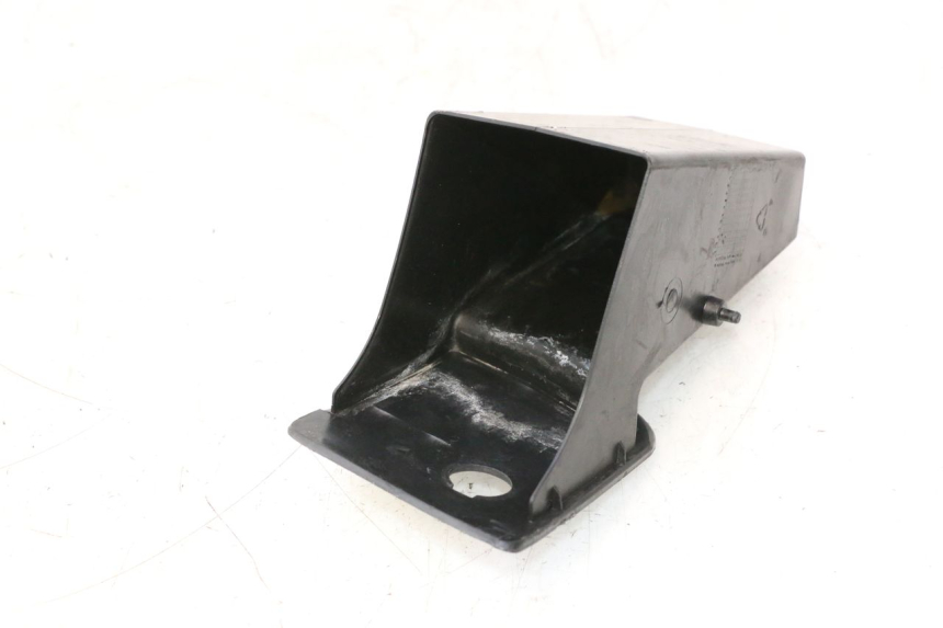 photo de BOITE A GANTS YAMAHA YP MAJESTY 125 (2002 - 2006) - Gros plan technique