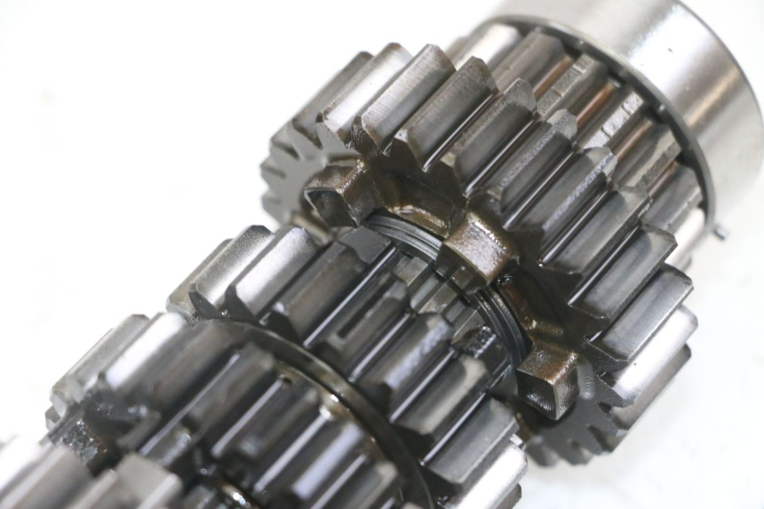 photo de BOITE DE VITESSE HONDA CB R 1000 (2018 - 2023) - Points de fixation