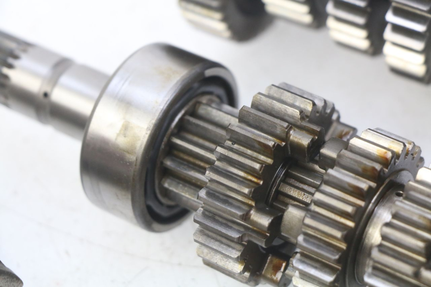 photo de BOITE DE VITESSE HONDA CBF 500 (2004 - 2007) - Aperçu profil