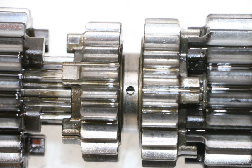 photo de BOITE DE VITESSE HONDA CBR RR FIREBLADE 900 (1992 - 1994) - Zoom qualité