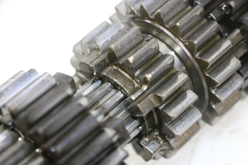 photo de BOITE DE VITESSE HONDA CBR RR FIREBLADE 900 (1992 - 1994) - Détail de la pièce