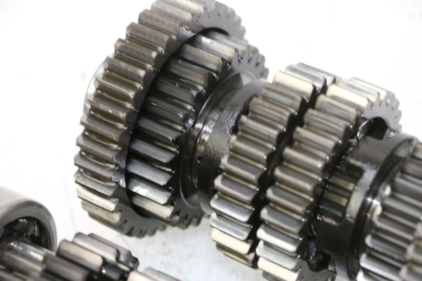 photo de BOITE DE VITESSE HONDA CBR RR FIREBLADE 900 (1992 - 1994) - État de surface