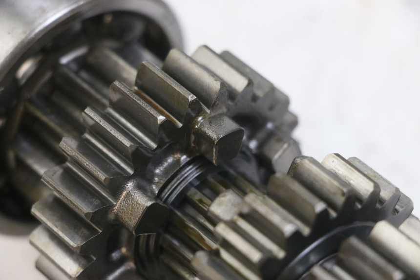 photo de BOITE DE VITESSE HONDA CBRF CBR-F PC41 600 (2011 - 2013) - Autre angle de vue