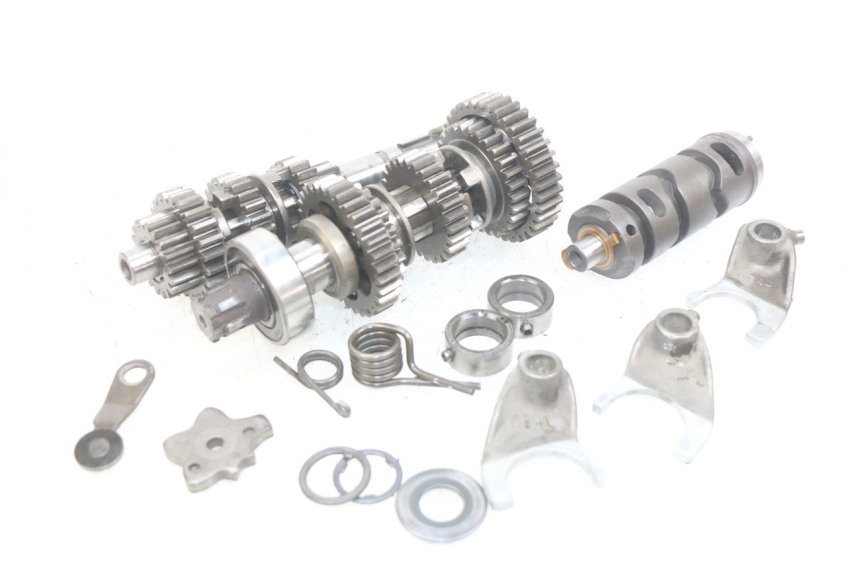 photo de BOITE DE VITESSE HONDA CM 125 (1983 - 2003) - Autre angle de vue