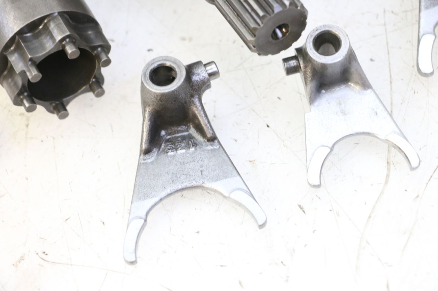 photo de BOITE DE VITESSE APRILIA ETX 125 (1998 - 2002) - Gros plan technique